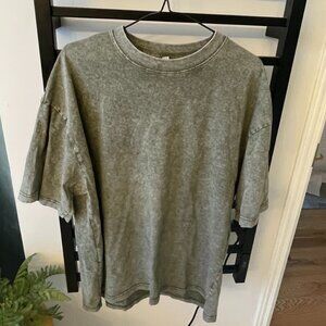 Two Unisex Acid Wash T-Shirts – Size XL – Relaxed Vintage Look